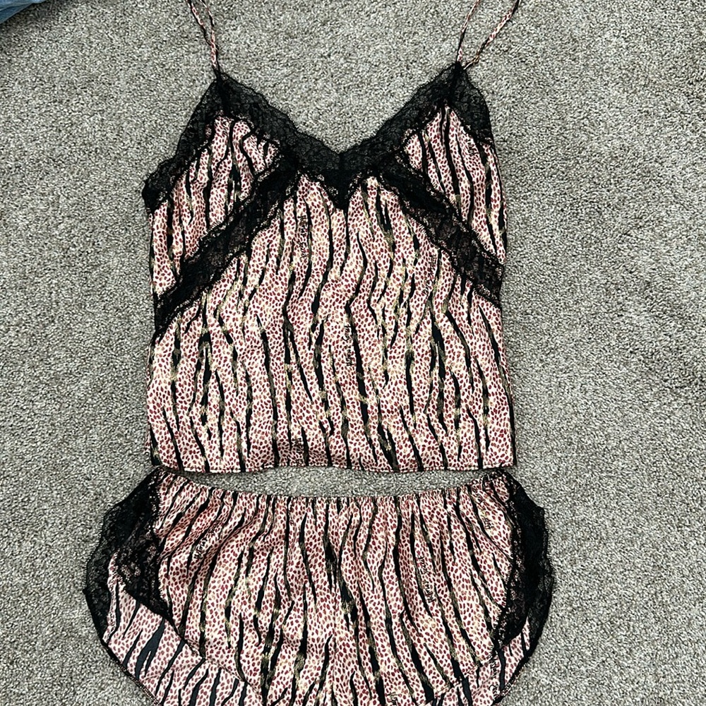 Victoria’s Secret Leopard Sleepwear Set